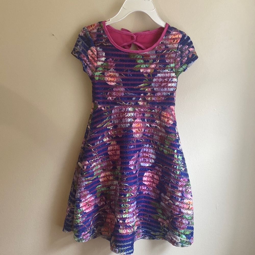 Beautiful spring/summer dress for girls size 7